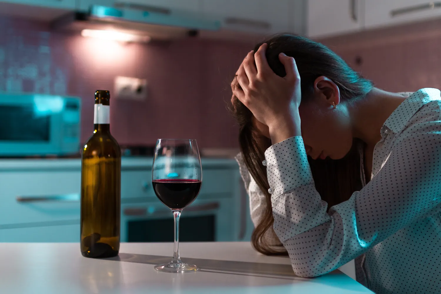 Jak samemu można leczyć alkoholizm domowymi sposobami?
