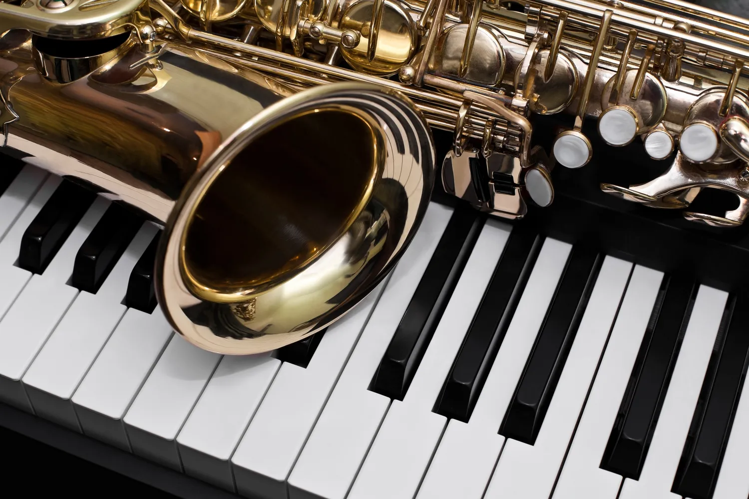 Jaki saksofon tenorowy na początek?